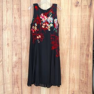 SOFT SURROUNDINGS Embroidered Floral Cadenza Dress Fit and Flare Sleevel…